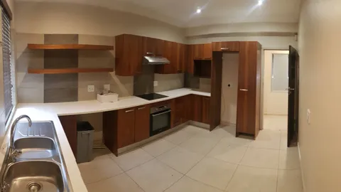 Centuria Park - 267 VON WILLICH AVENUE - Building 15 (7)